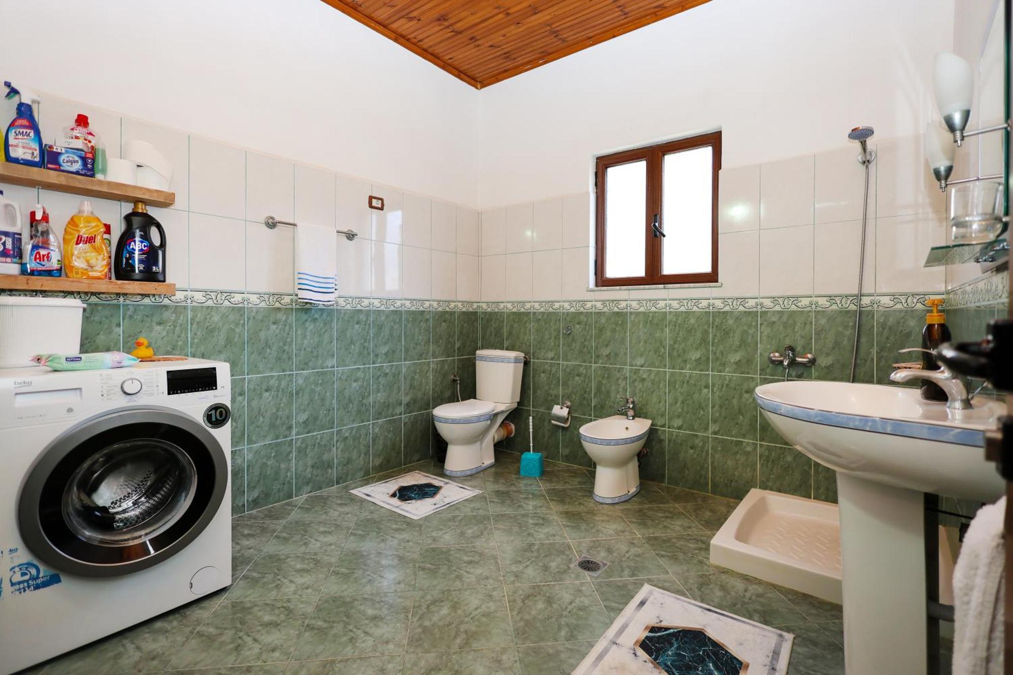 Villa Kevin Berat Bagian luar foto